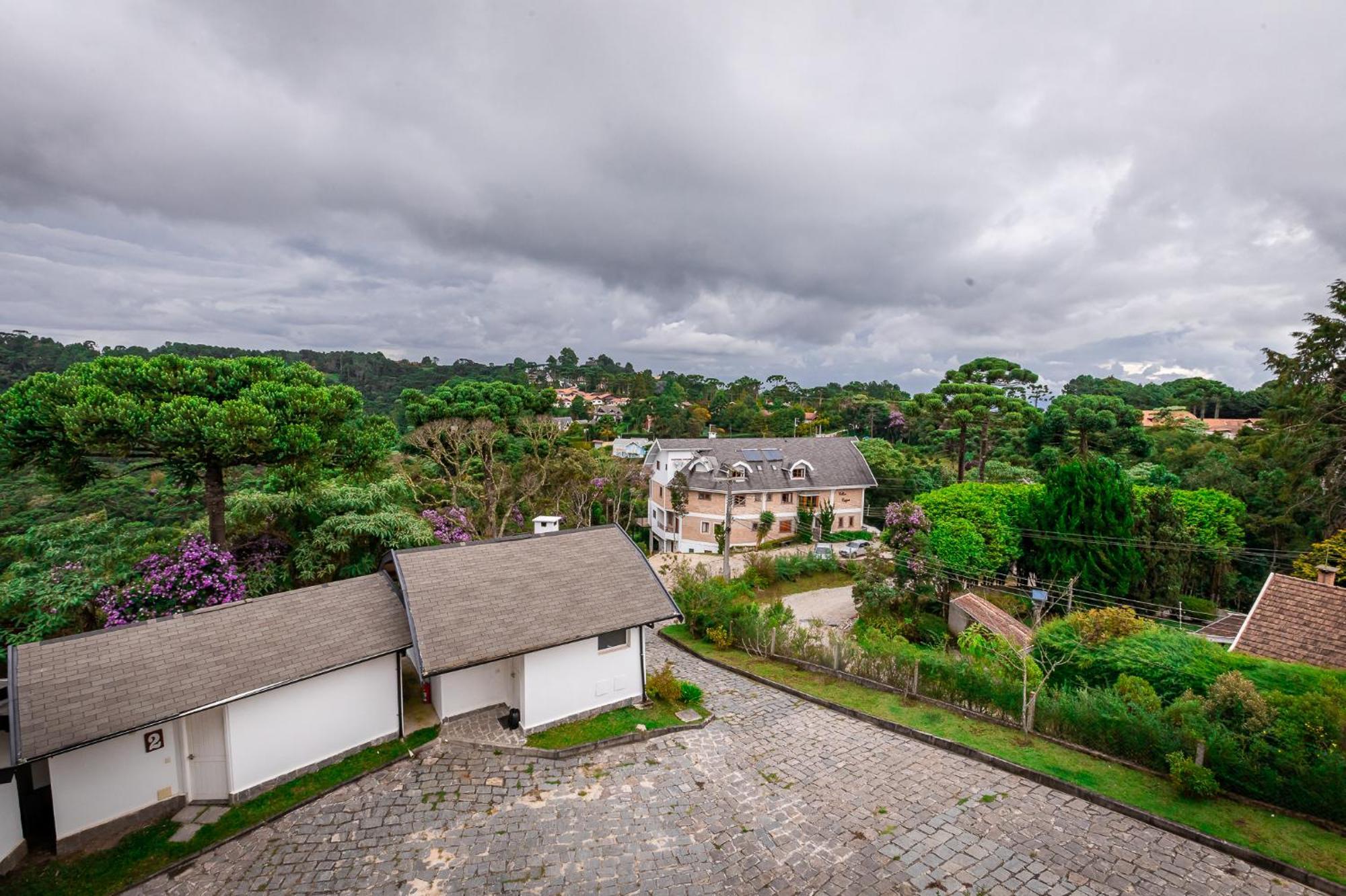 Suites E Chales Com Hidro Lareira E Ar Condicionado Villa Hegus Campos do Jordão Εξωτερικό φωτογραφία