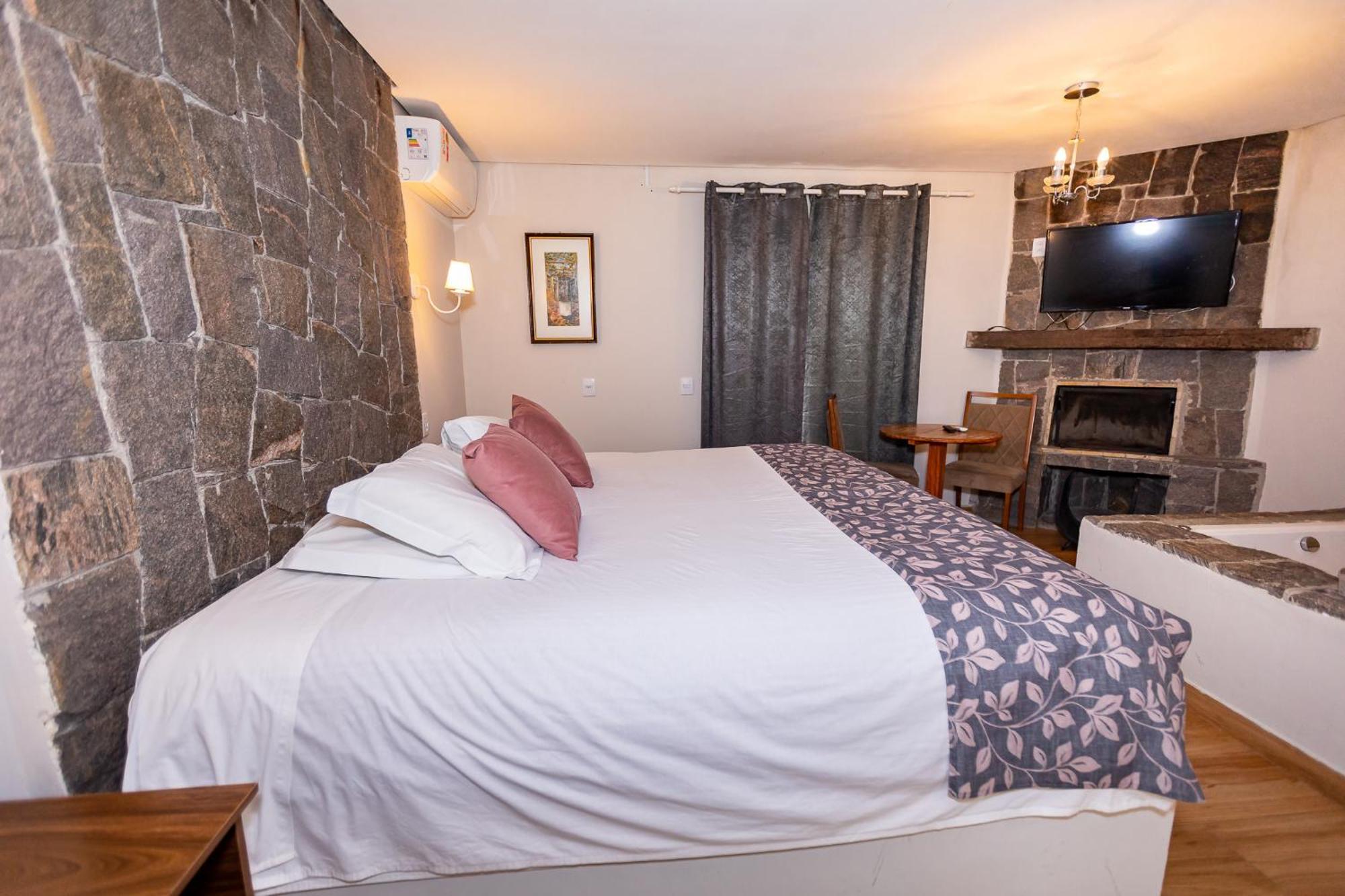 Suites E Chales Com Hidro Lareira E Ar Condicionado Villa Hegus Campos do Jordão Εξωτερικό φωτογραφία