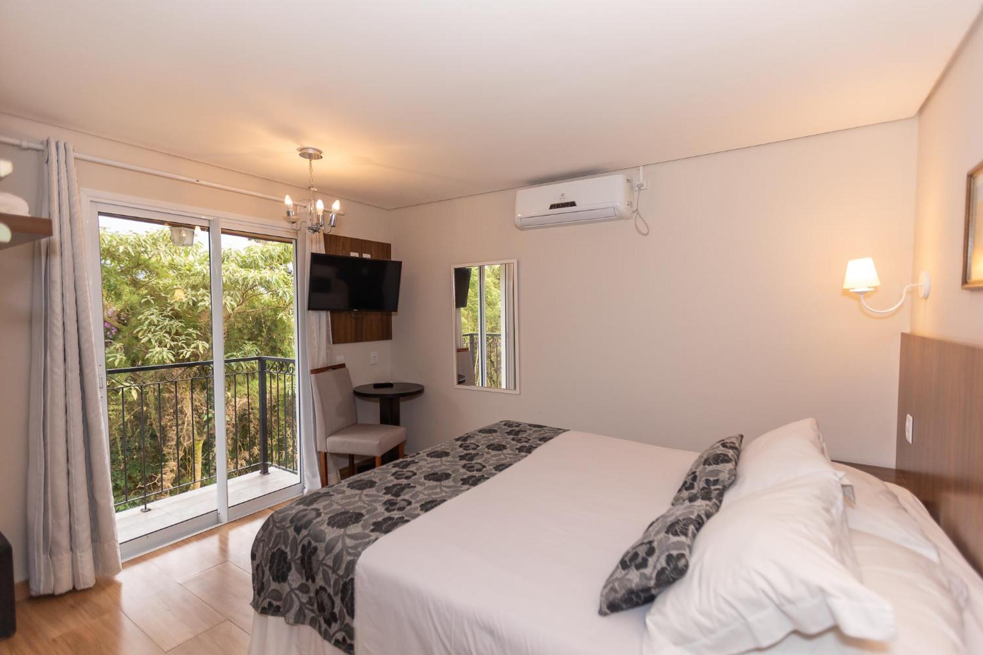Suites E Chales Com Hidro Lareira E Ar Condicionado Villa Hegus Campos do Jordão Εξωτερικό φωτογραφία
