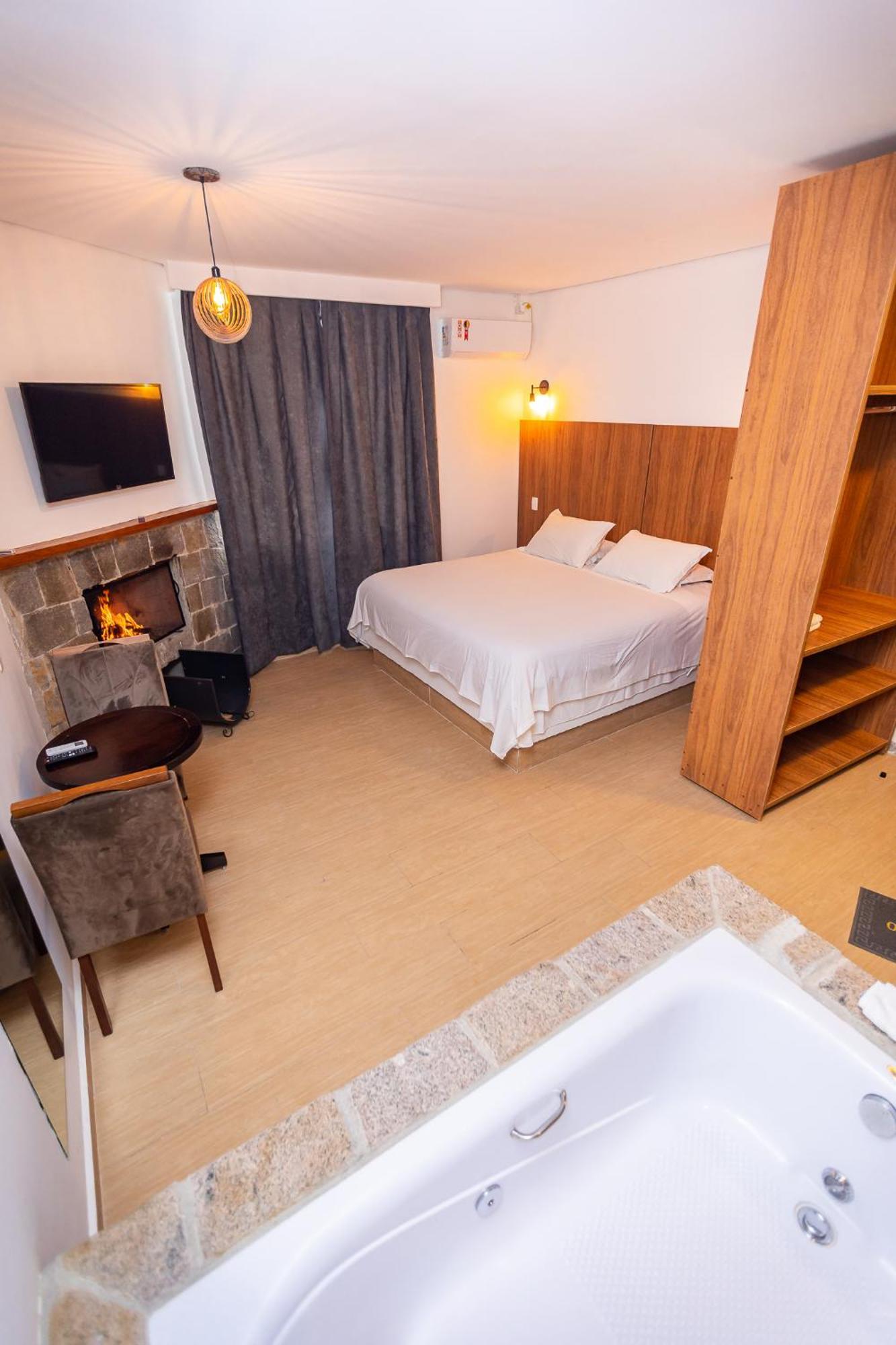 Suites E Chales Com Hidro Lareira E Ar Condicionado Villa Hegus Campos do Jordão Εξωτερικό φωτογραφία