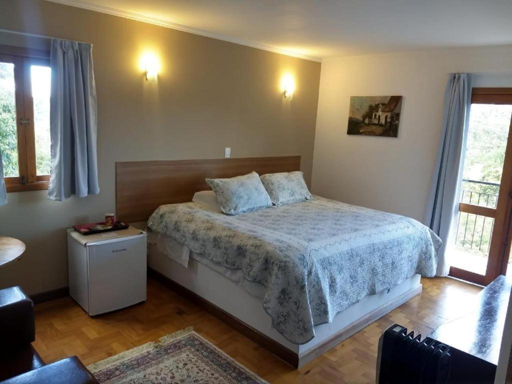 Suites E Chales Com Hidro Lareira E Ar Condicionado Villa Hegus Campos do Jordão Εξωτερικό φωτογραφία